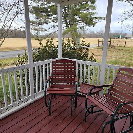 Spacious Family Farmhouse Pikeville 외부 사진