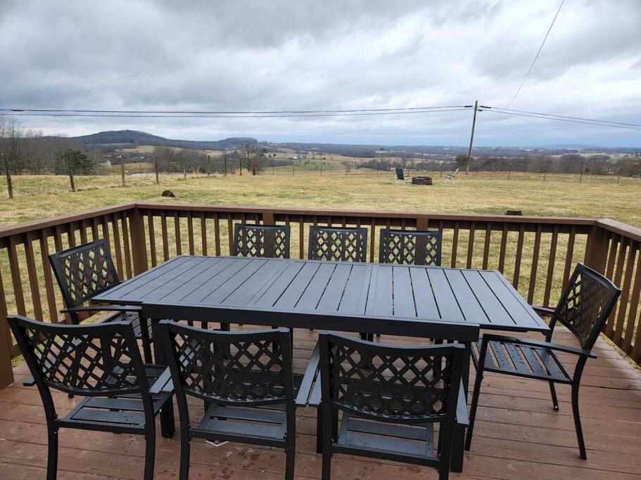 Spacious Family Farmhouse Pikeville 외부 사진